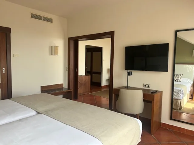Junior Suite, Sea View, Puerto Antilla Grand Hotel 1/2