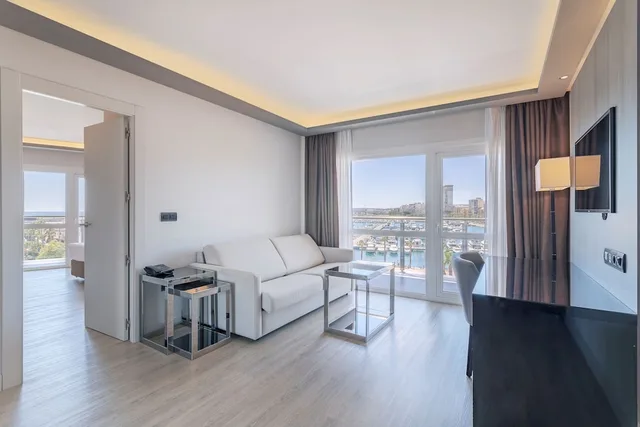 Junior Suite, Executive, Double Bed, Melia Alicante 7/10