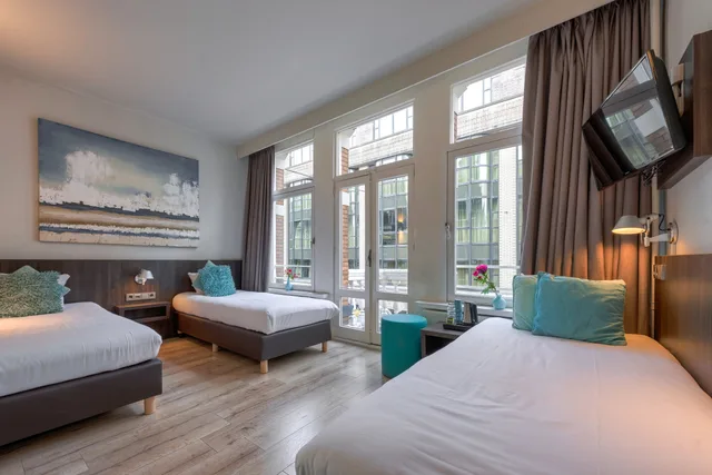 غرفة قياسية ثلاثية، Hotel Damsquare 2/10