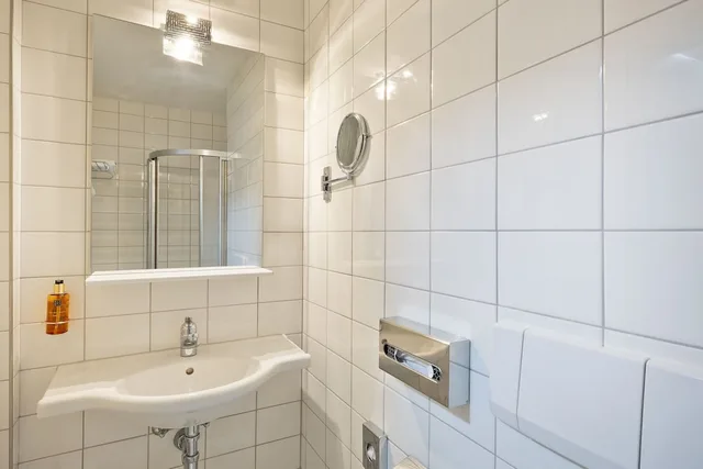 River, Junior Suite, Twin Beds, Sofa, Sorell Hotel Merian 6/10