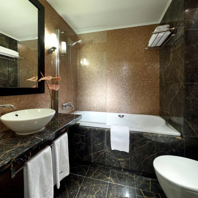 غرفة عائلية مع أريكة، EUROSTARS THALIA 8/10