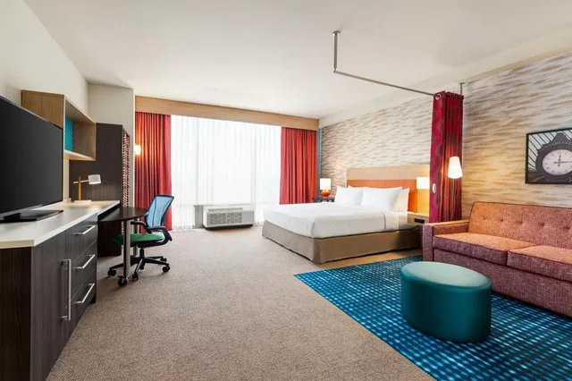 جناح استوديو بسرير كينج مع أريكة لذوي الإعاقة، Home2 Suites by Hilton Nashville West End Avenue 1/5