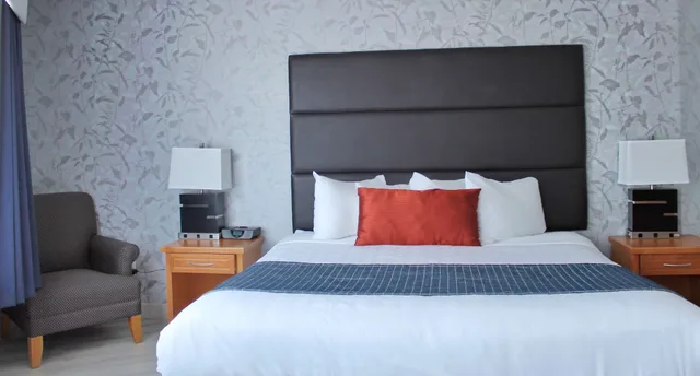 غرفة تنفيذية بسريرين كوين، Best Western Plus Regency Inn and Conference Centre 1/3