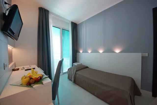 غرفة كومفورت مفردة بسرير فردي، Hotel Europa Jesolo 1/3