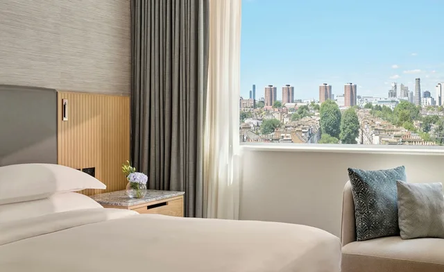 غرفة بسريرين منفصلين، Hyatt Regency London Olympia 2/4