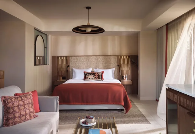 جناح جونيور ديلوكس بسرير مزدوج بإطلالة على البحر، Eagles Palace - Small Luxury Hotels of the World 1/6