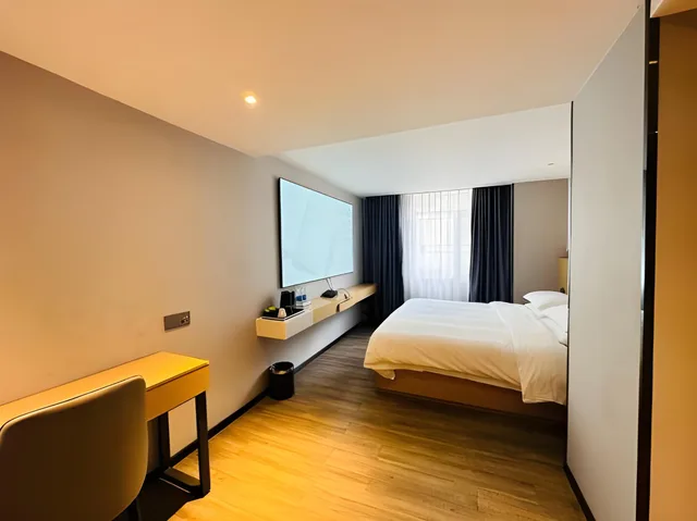 غرفة بسرير كوين، Borrman Hotel (Guangzhou Shisanhang Ximenkou Metro Station) 2/2