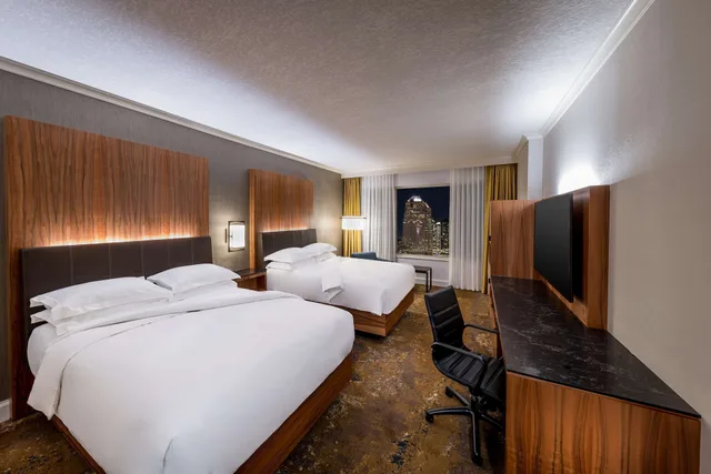غرفة بسريرين كوين، HYATT REGENCY CALGARY 3/10