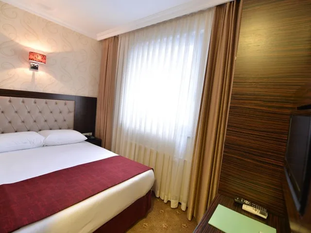 غرفة قياسية بسرير كوين، Golden Siyav Hotel 2/2