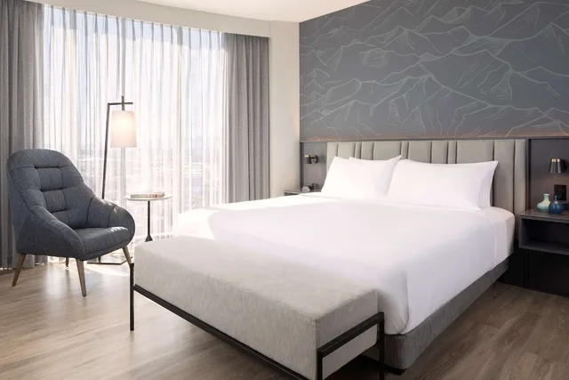 غرفة بسرير كينج، Hyatt Regency Salt Lake City 2/5