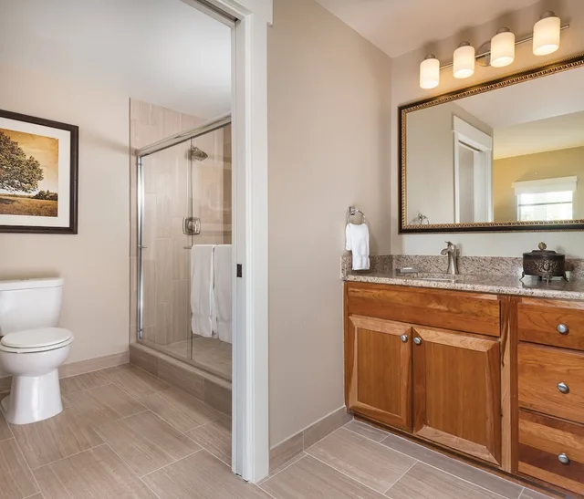3 Bedrooms, Deluxe, Apartment, King Bed, Murphy Bed, Queen and Twin Beds، Worldmark Windsor 8/10