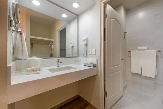 غرفة بسريرين مزدوجين، Comfort Inn Monterrey Valle 5/5