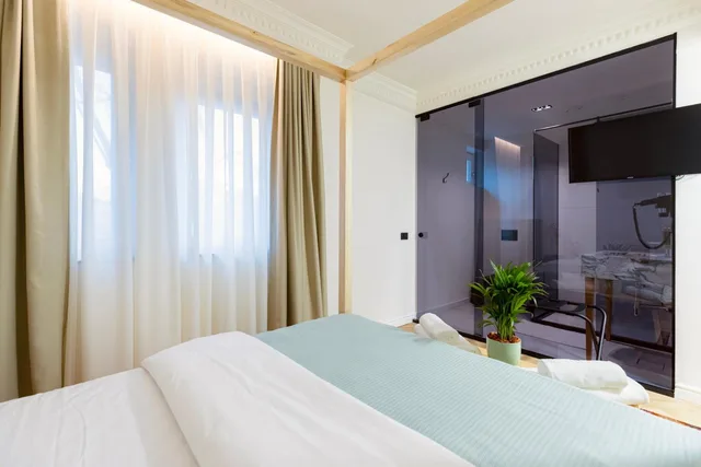 غرفة ديلوكس، Garden Downtown Boutique Hotel Pristina 3/10
