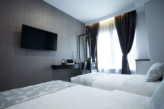غرفة ديلوكس بسرير مزدوج، M1 HOTEL NORTH POINT 4/8