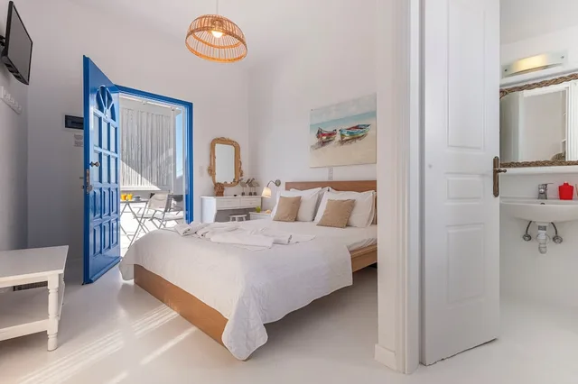 غرفة بسرير مزدوج بإطلالة على البحر، Heliotropio Studios & Apartments 7/10