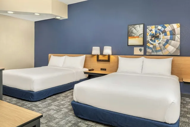 غرفة بسريرين كوين مع أريكة، Comfort Suites Elkridge Columbia Gateway 1/10