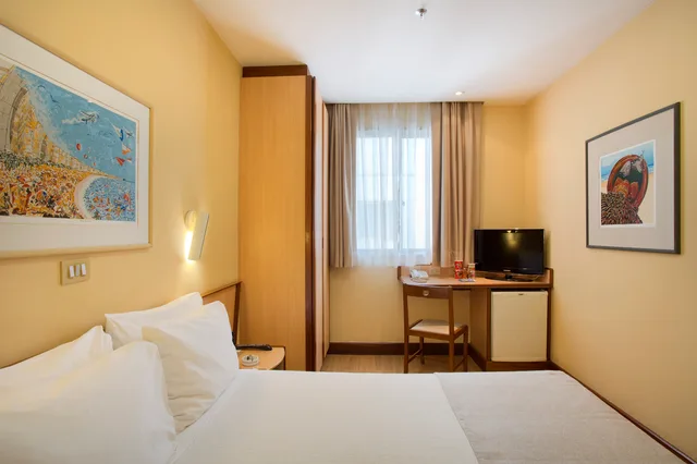 غرفة قياسية ثلاثية بسرير فردي، Windsor Plaza Copacabana 1/5