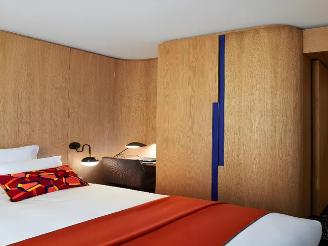 غرفة سوبيريور بسريرين مزدوجين، Hotel du Ministere 1/1