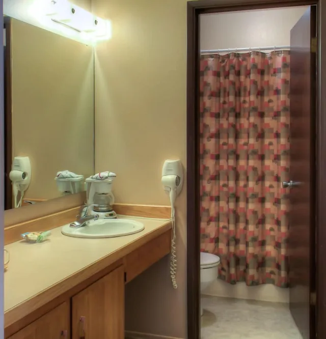 Suite, Futon Bed, Queen Bed, Ocean View, Ocean Crest Resort 3/3