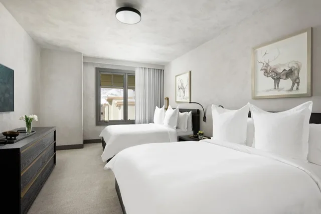 4 Bedrooms, Residence, 1 King and 1 Single Beds, Four Seasons Resort and Residences Vail 2/5