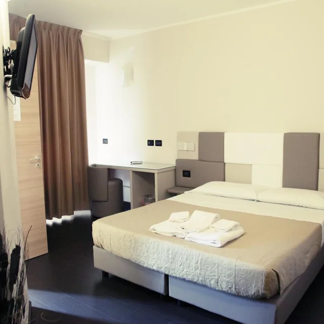 غرفة بسرير مزدوج، Hotel Sogni D Oro Airport Formerly Hotel Morgan 4/10
