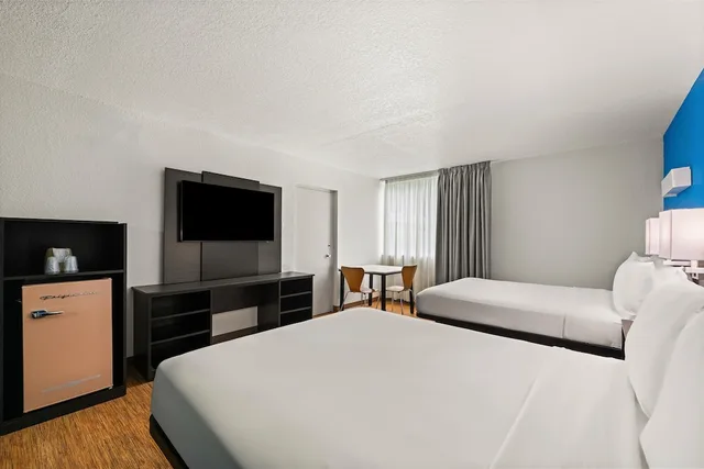 غرفة بسريرين كوين، Signature Inn Miami 5/10