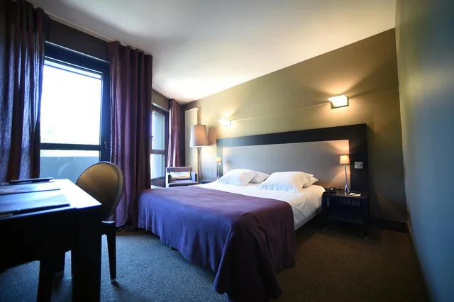 غرفة سوبيريور بسرير مزدوج بإطلالة على البحيرة، Hotel Les Rives 3/7