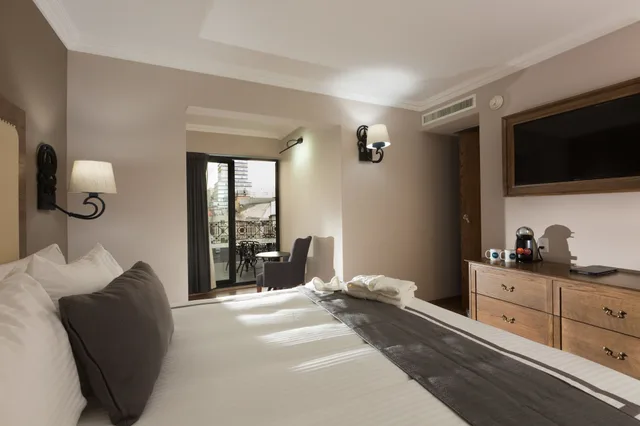 Premier, King Bed, City View, Historico Central 2/7