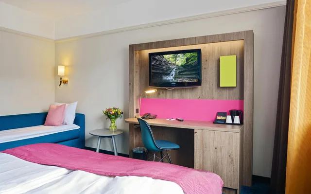 غرفة كلاسيكية بأربعة أسرّة، Profilhotels Richmond 2/7