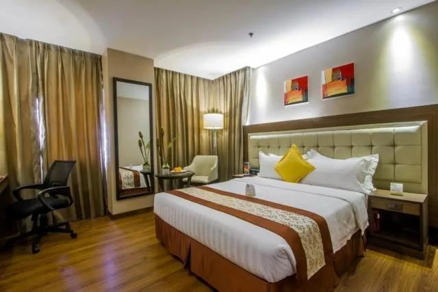 Deluxe, Queen Bed, Ace Hotel And Suites 3/4