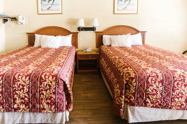 غرفة بسريرين كوين، Summer Breeze Motel 2/7