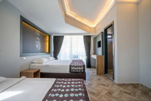 غرفة ثلاثية بشرفة، Aslan Corner Hotel 4/10