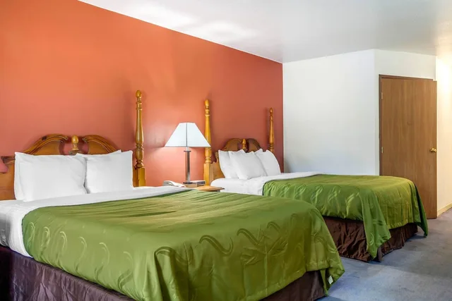 غرفة بسريرين كوين لذوي الإعاقة، Quality Inn & Suites Prairie Du Chien 1/3