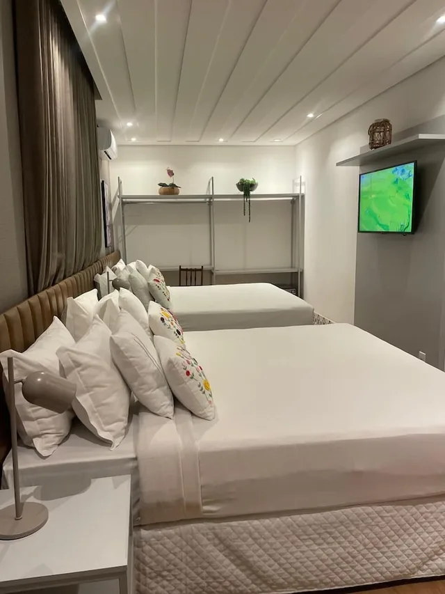 غرفة ديلوكس رباعية بسريرين كينج، Hotel Estilo de Minas 4/6