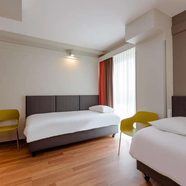 غرفة بسريرين منفصلين، Ibis Wuerzburg City 5/10