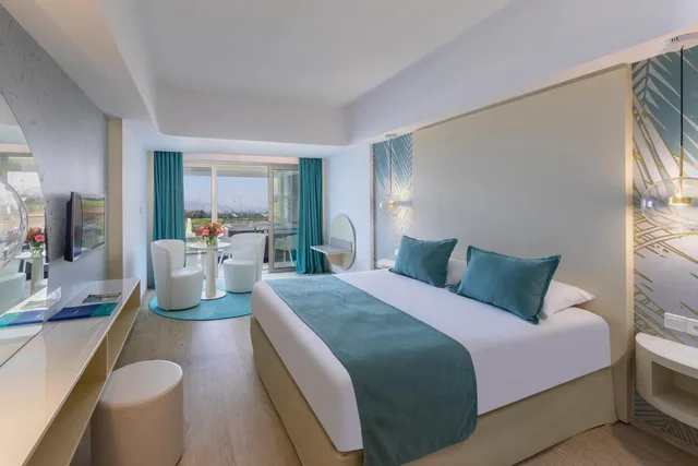 Junior Suite, Inland View, Outdoor Jetted Tub، Ivi Mare - Designed for Adults by Louis Hotels 2/7
