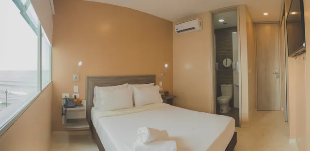 غرفة بسرير مزدوج بإطلالة على البحر، Hotel Aixo Suites By Geh Suites 5/7