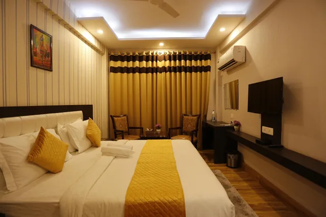 غرفة سوبيريور بشرفة، Hotel Paradise Ganga 1/2