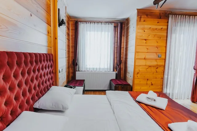 غرفة قياسية بسرير مزدوج أو سريرين منفصلين، Inan Kardesler Hotel 1/4
