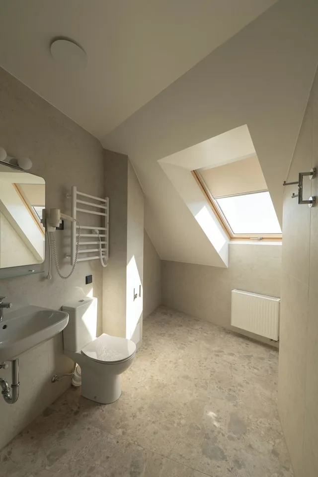 Renovated, King Bed، Ivolita Vilnius Hotel 7/9