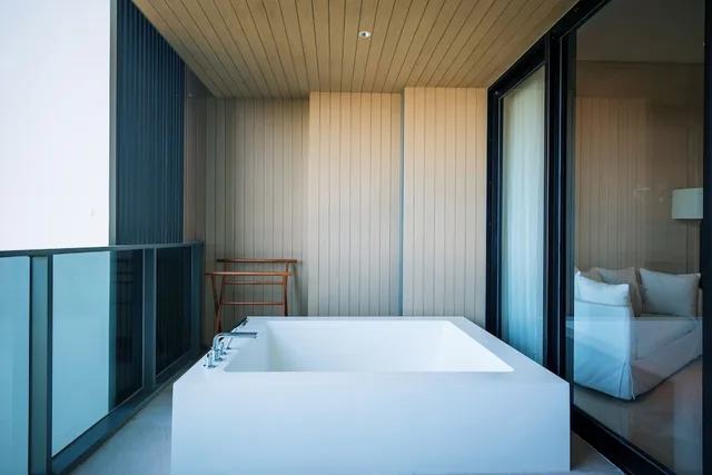 Loft, Studio, King Bed, Ocean View, Balcony، The Sanya Edition 1/8
