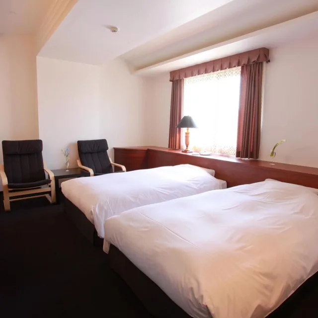 غرفة قياسية بسريرين منفصلين للمدخنين، HOTEL SASARINDOU 1/8