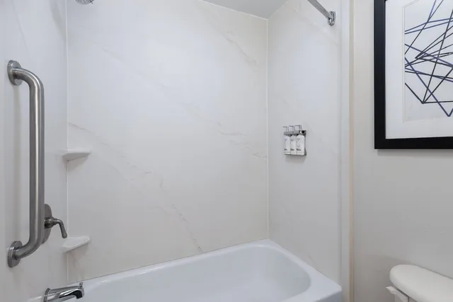غرفة قياسية بسرير كينج، Holiday Inn Express Hotel Suites Frankfort 5/5