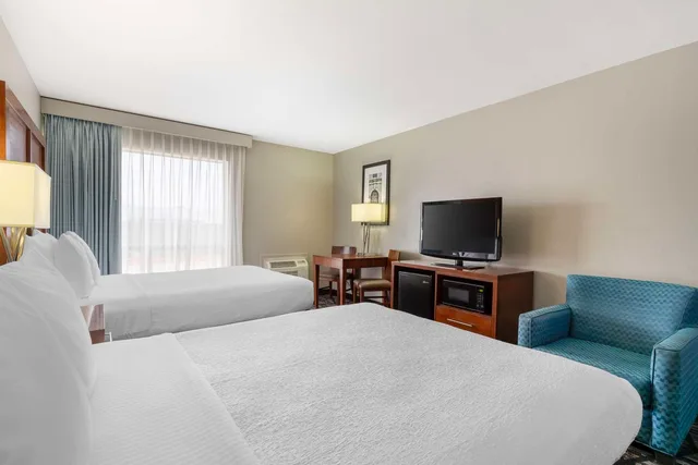 غرفة بسريرين كوين بحوض استحمام للمدخنين لذوي الإعاقة، Best Western Near Lackland Afb/Seaworld 2/4