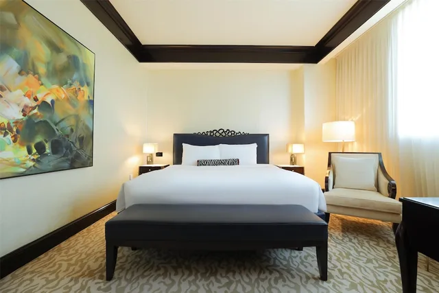 جناح تنفيذي بسريرين كينج بإطلالة على المدينة، فندق كمبينسكي العثمان الخبر(Kempinski Al Othman Hotel) 1/2
