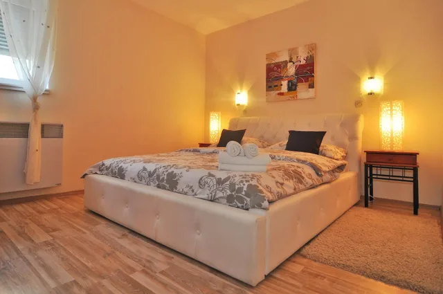 شقة بإطلالة على المسبح بشرفة بغرفتي نوم، Villa Vanilla 1/10