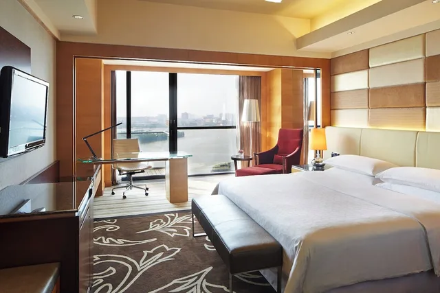 غرفة بسرير كينج بإطلالة على النهر، Sheraton Shunde 5/10