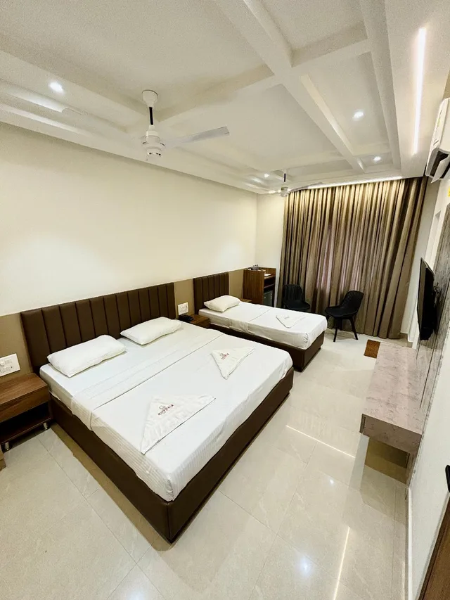 غرفة بريميوم ثلاثية للمدخنين، Hotel Citywalk Residency 1/1