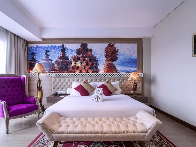 Premium, Deluxe, King Bed, Grand Mercure Yogyakarta Adi Sucipto 3/6