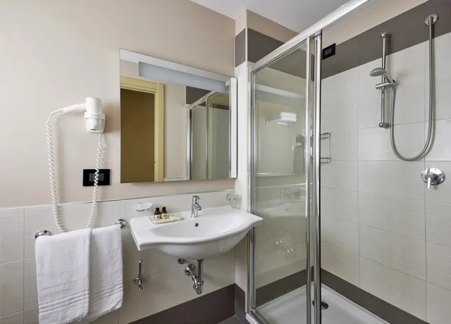 غرفة سوبيريور بإطلالة على البحيرة، Park Hotel Casimiro Village 6/6